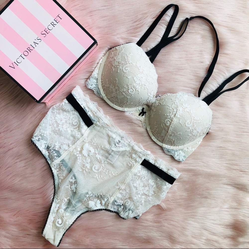 Victoria’s Secret 32DD bra+panty set